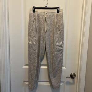 ATHLETA Venture Printed Pants Size 4 NWOT
